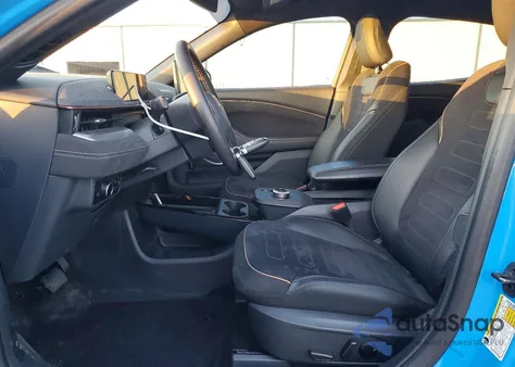 2023 Ford Mustang Mach-E Gt z USA, uszkodzony, nr VIN 3FMTK4SE3PMA64950